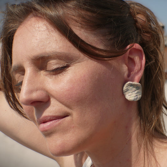 Sarasvati - turquesa, púrpura y gris