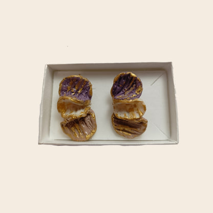 Venus - tres pétalos lavanda, crema y moka