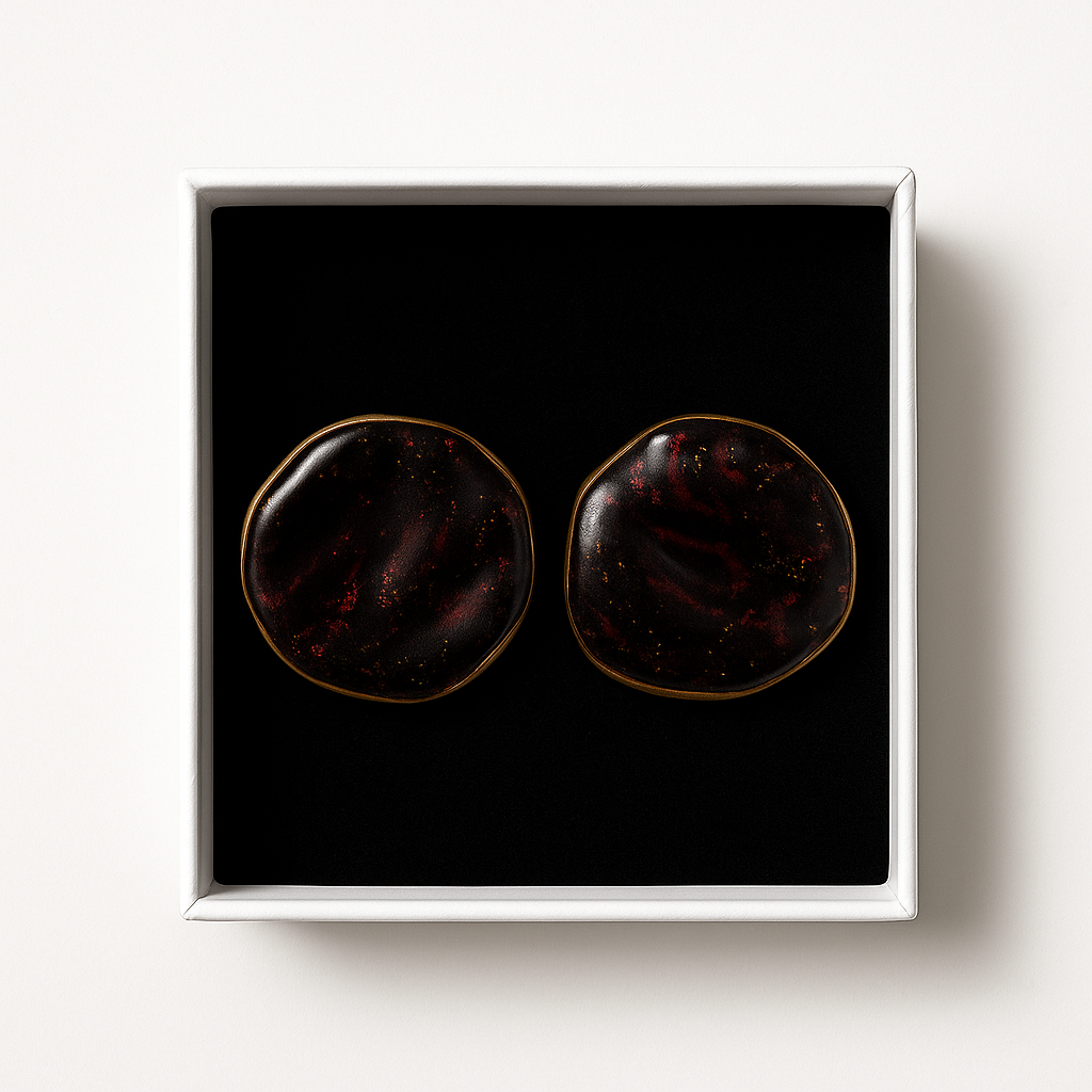 Sarasvati - granate y púrpura profundos