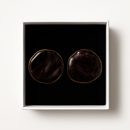 Sarasvati - granate y púrpura profundos