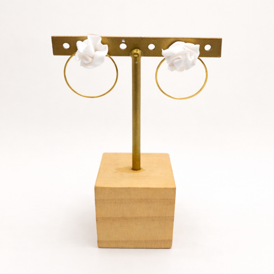 Clavel - Pendiente clavel blanco con aro
