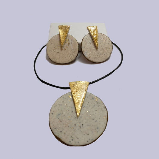 Freyja - Pendientes y Colgante.