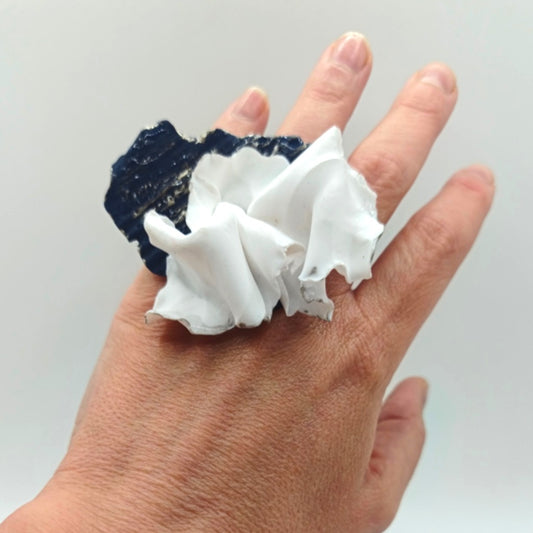 Anillo - Volante blanco y azul oscuro