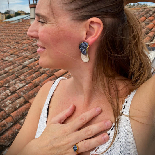 Ostara conjunto - tono gris, crema y dorado